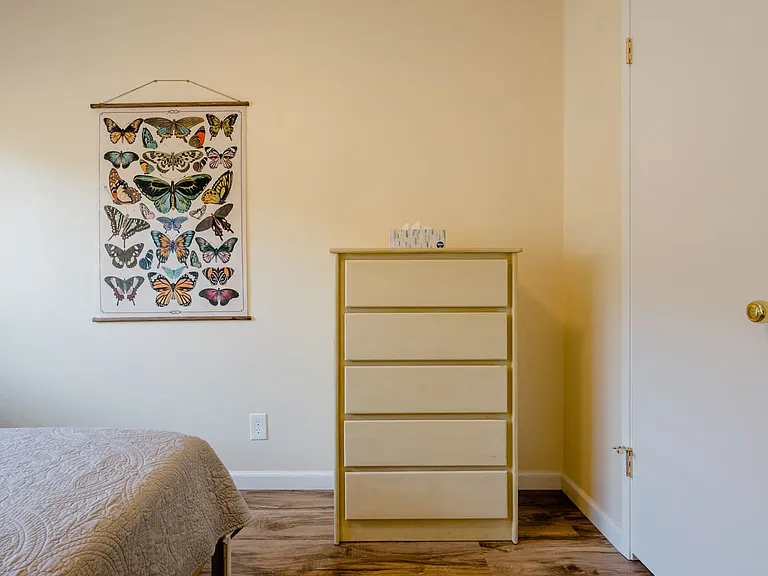 271 Sharp Cir #4 — Photo 3