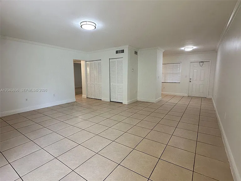 2536 Van Buren St #5A — Photo 11