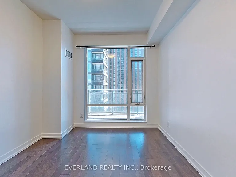 21 Widmer St #1507 — Photo 16