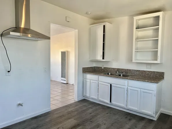 1165 E 59th Pl, Los Angeles, CA