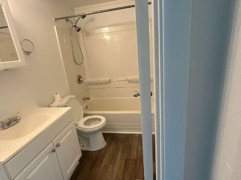 4112 Main St #1 — Photo 18