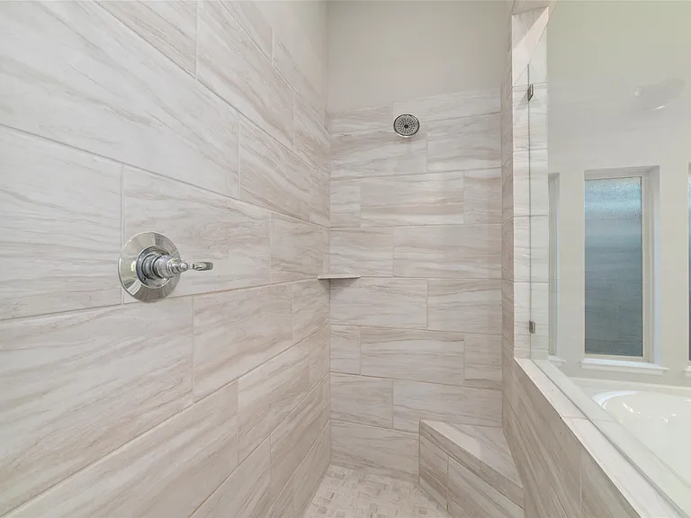 31215 Crescent Hill Dr — Photo 32