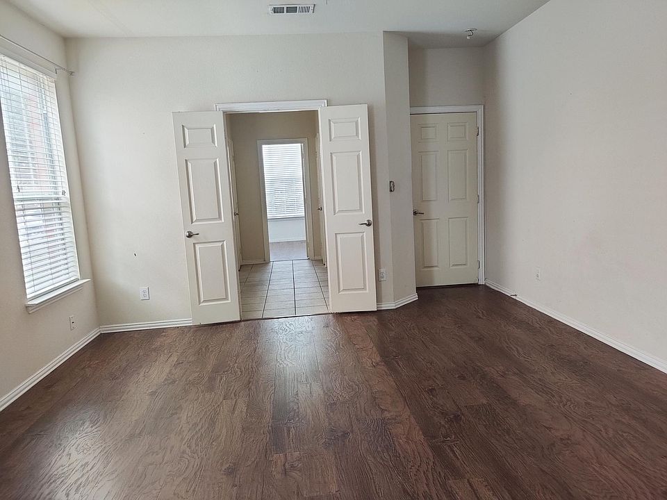 1st image of 1231 Seymour Dr