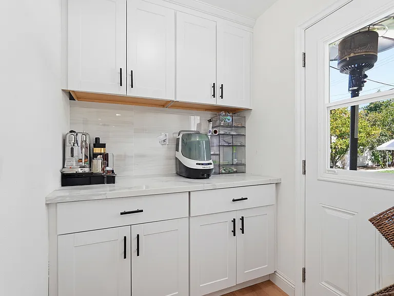 4563 Hempstead St — Photo 13