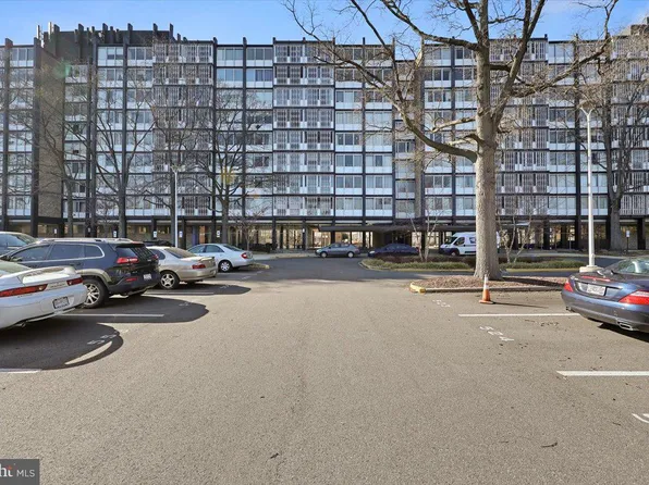 1311 Delaware Ave SW APT S242, Washington, DC 20024