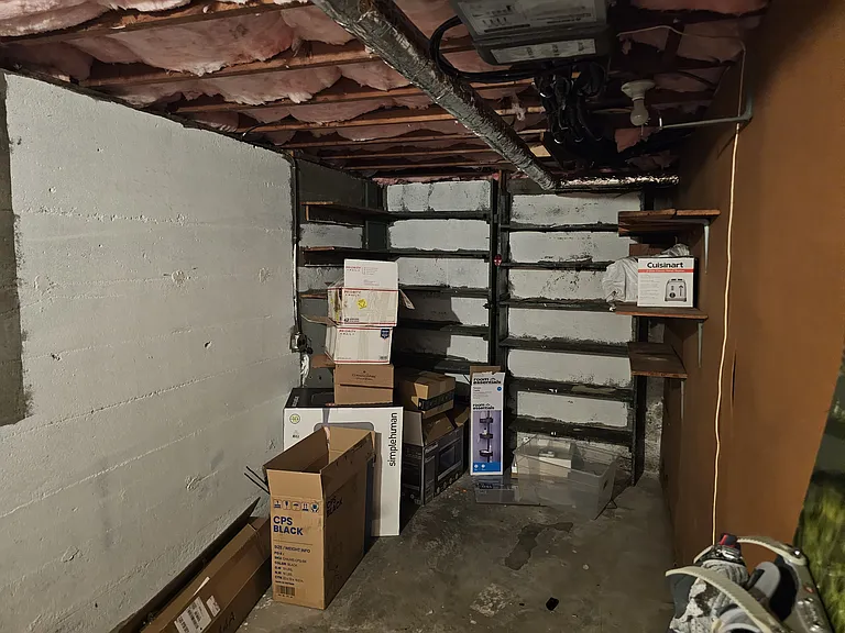18 Dudley St — Photo 31