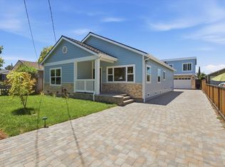 320 Center St, Redwood City, CA 94061