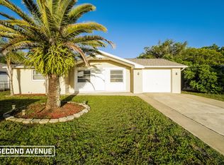 11725 Meadow Dr, Port Richey, FL 34668