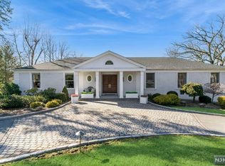 1 Stanton Rd, Tenafly, NJ 07670