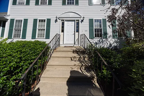469 Walnut St Photo 1