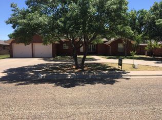2107 Rice Dr, Levelland, TX 79336