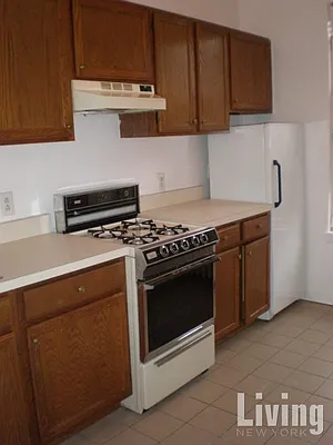 Rented by Living New York | media 8