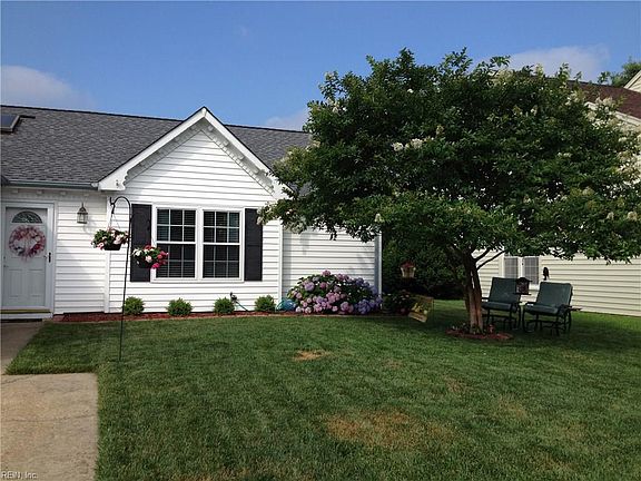 2nd image of 5884 Glen View Dr