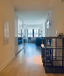 959 First Avenue, #4B