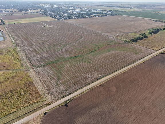 4th image of 501 N Wheatridge Rd