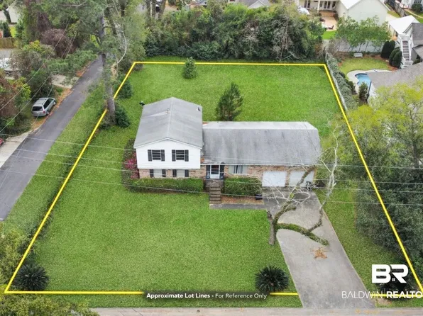 110 Fig Ave, Fairhope, AL 36532