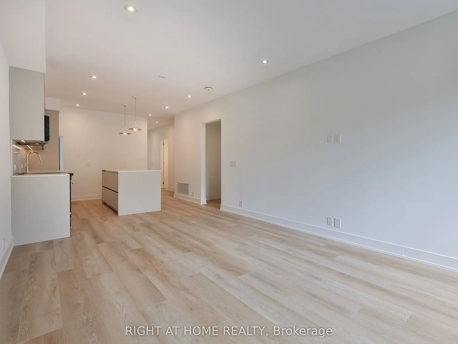 2 bed, $3,875 — Photo 4