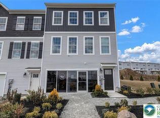 1132 Meadowlark Dr, Fogelsville, PA 18051