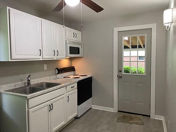 3rd image of 283 Patton Ave