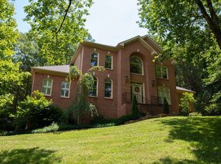 6061 Temple Rd, Nashville, TN 37221