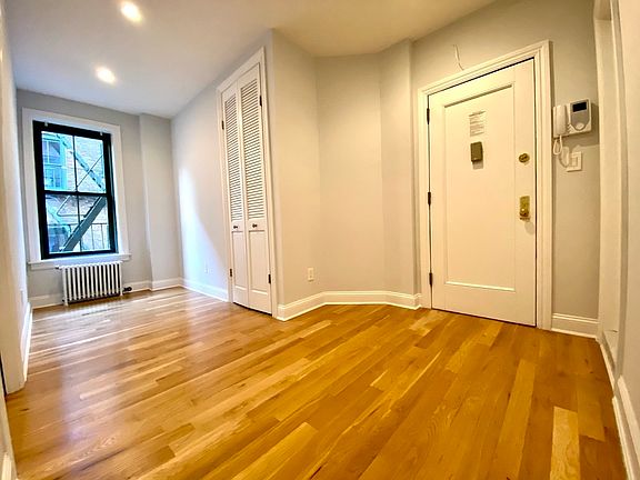 2nd image of 531 E 78th St APT 4A
