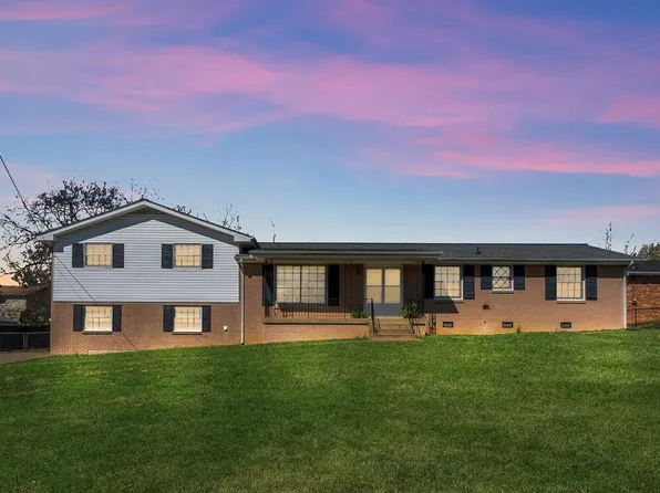 113 Dorris Dr, Hendersonville, TN 37075