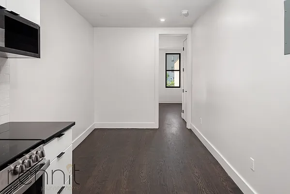 Rented by Rennit Inc. | media 10