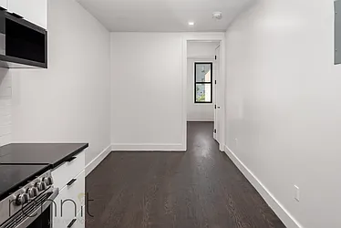 Rented by Rennit Inc.