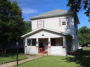 519 N Mulberry St, Clinton, IL 61727