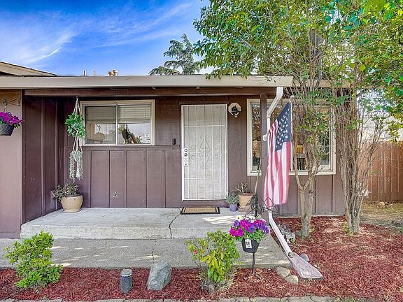 5th image of 311 Gardenia Circle