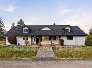 8846 E Challenge Rd, Hayden, ID 83835