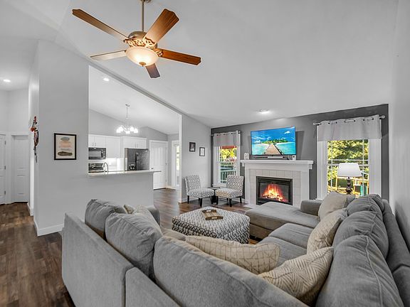 4th image of 33965 Prairie Knolls Dr