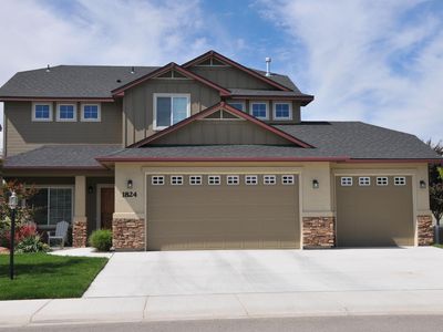 1824 W Apgar Creek Dr, Meridian, ID, 83646