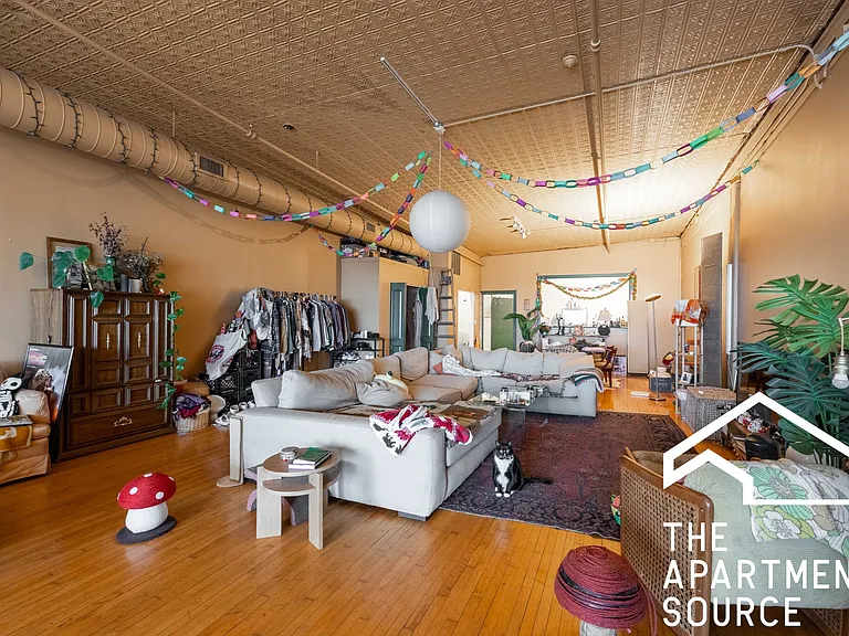 2412 W North Ave #4 — Photo 5