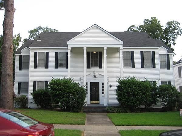 1st image of 547 Gladstone Blvd