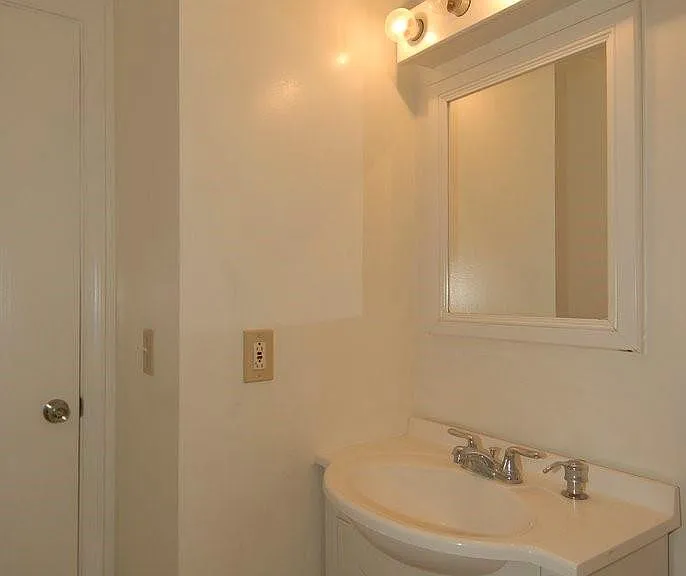 971 SW 83rd Ave — Photo 10