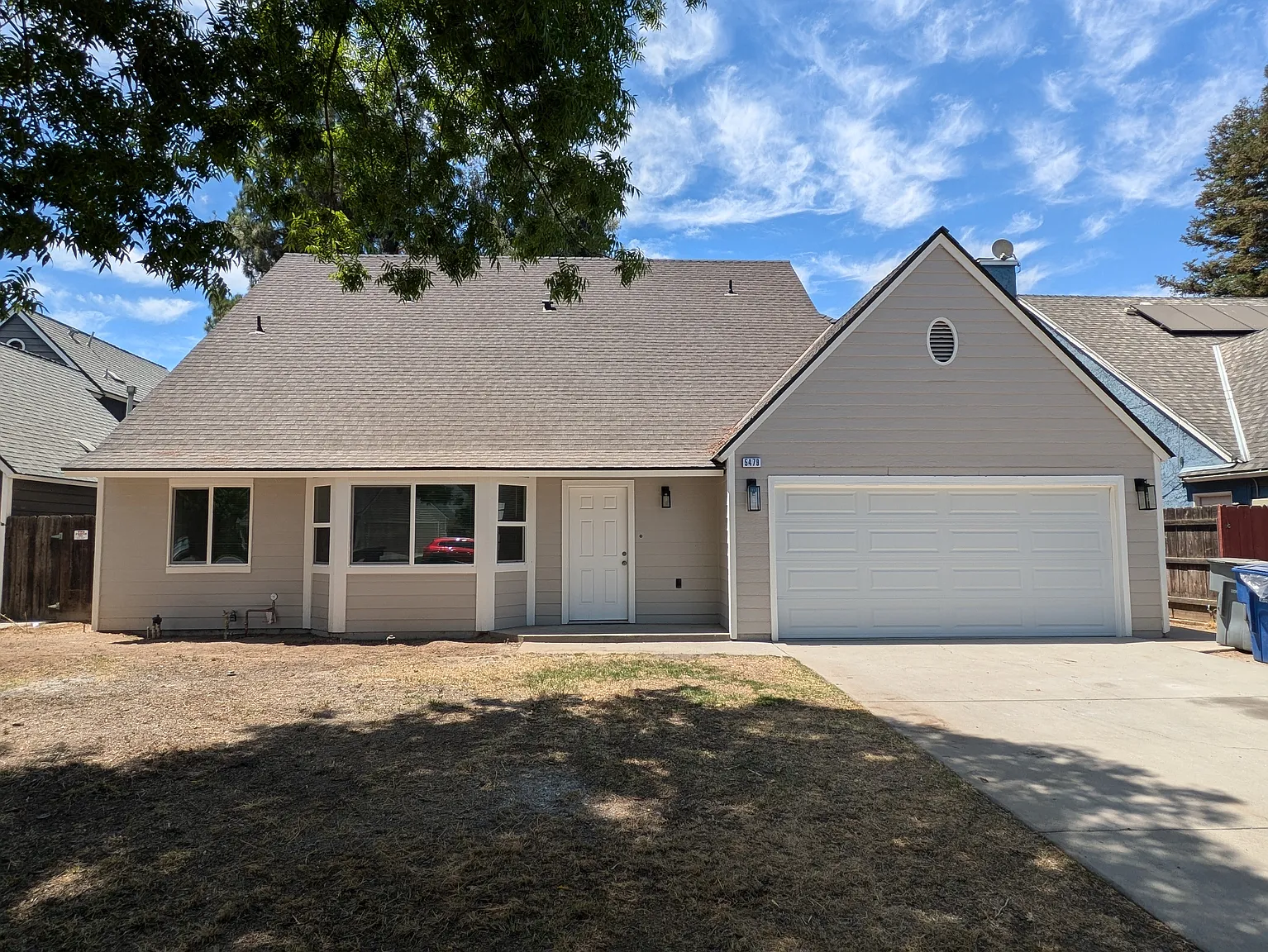 5479 N Aurora Ave photo 1