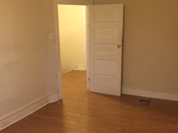 5410 Florence Ave, Philadelphia, PA 19143