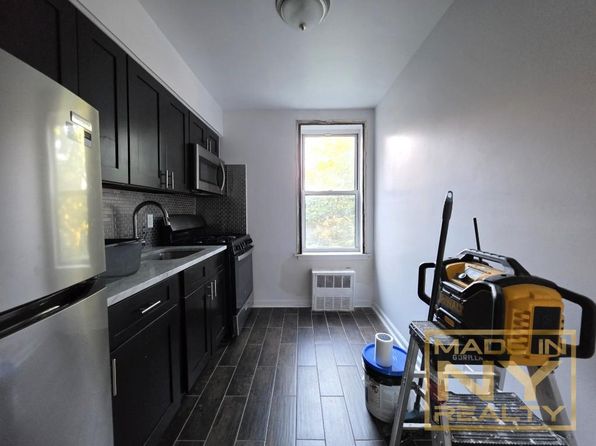 18914 Crocheron Ave APT 412