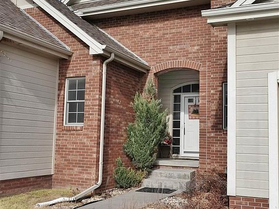 4th image of 2612 Fairview St
