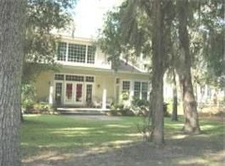 924 Champney, St Simons Island, GA 31522
