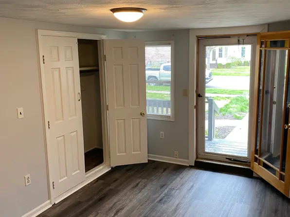 210 W Shawnee St #3, Tecumseh, MI 49286