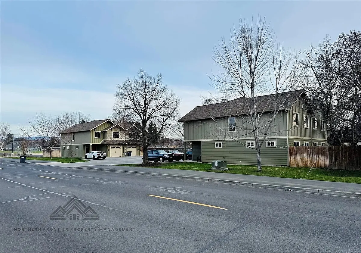 Building Photo - 218 E Whitman Dr