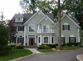 43 Catoonah St #B, Ridgefield, CT 06877