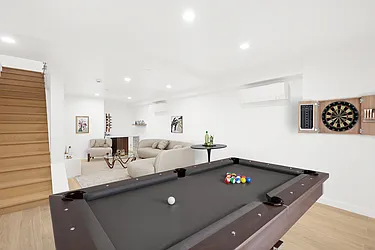 410 West 47th Street, #1