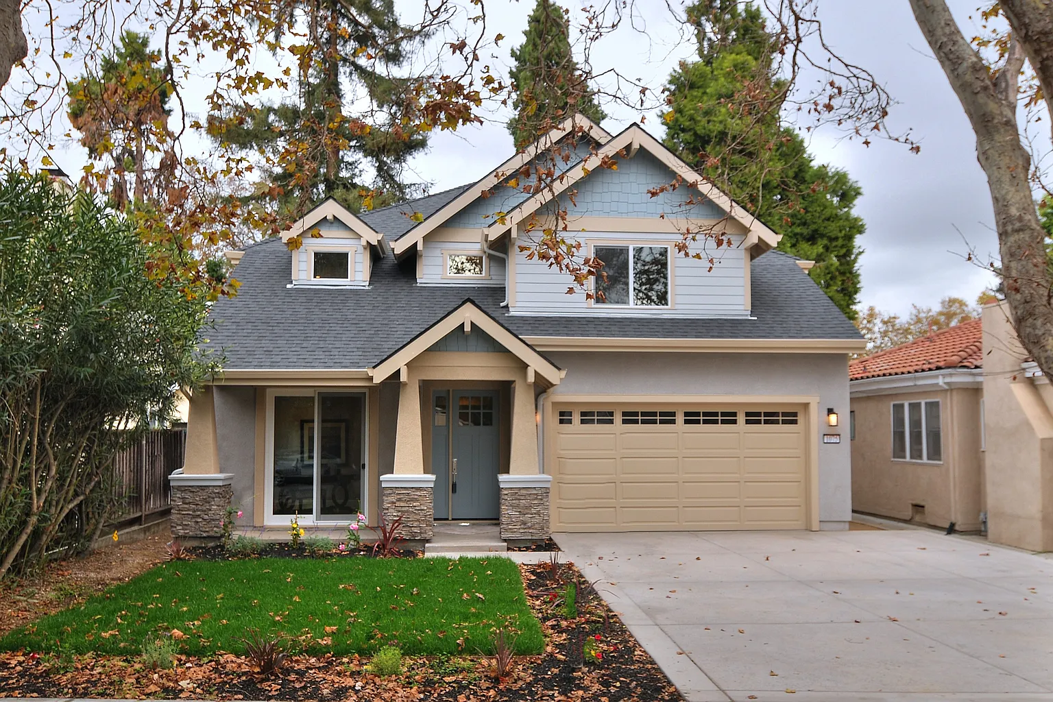 1075 Nevada Ave photo 1