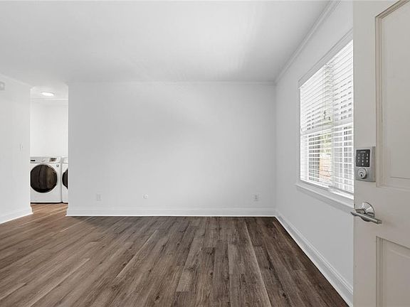 5th image of 3510 Roswell Rd NW APT L4