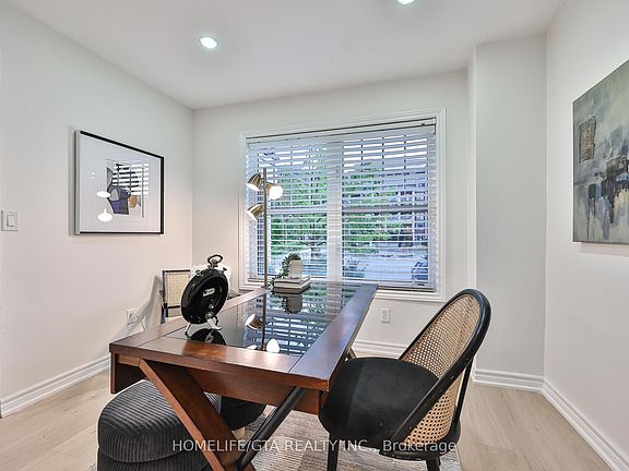 3rd image of 52 Baker Hill Blvd