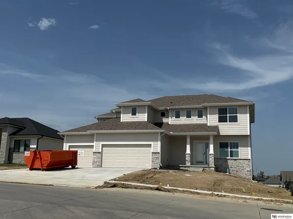 12104 S 109th St, Papillion, NE 68046