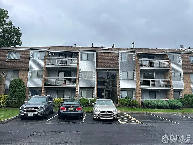 917 Edison Glen Ter #917 — Photo 19